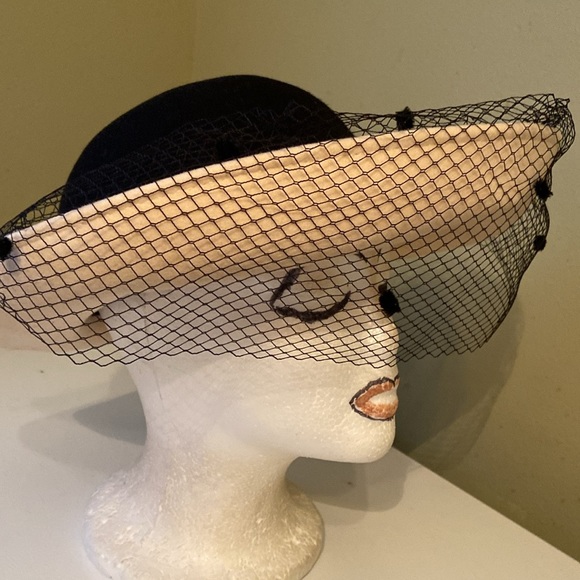 Really Cute Wool Church Dress Hat by Mr. Charles - Picture 4 of 10